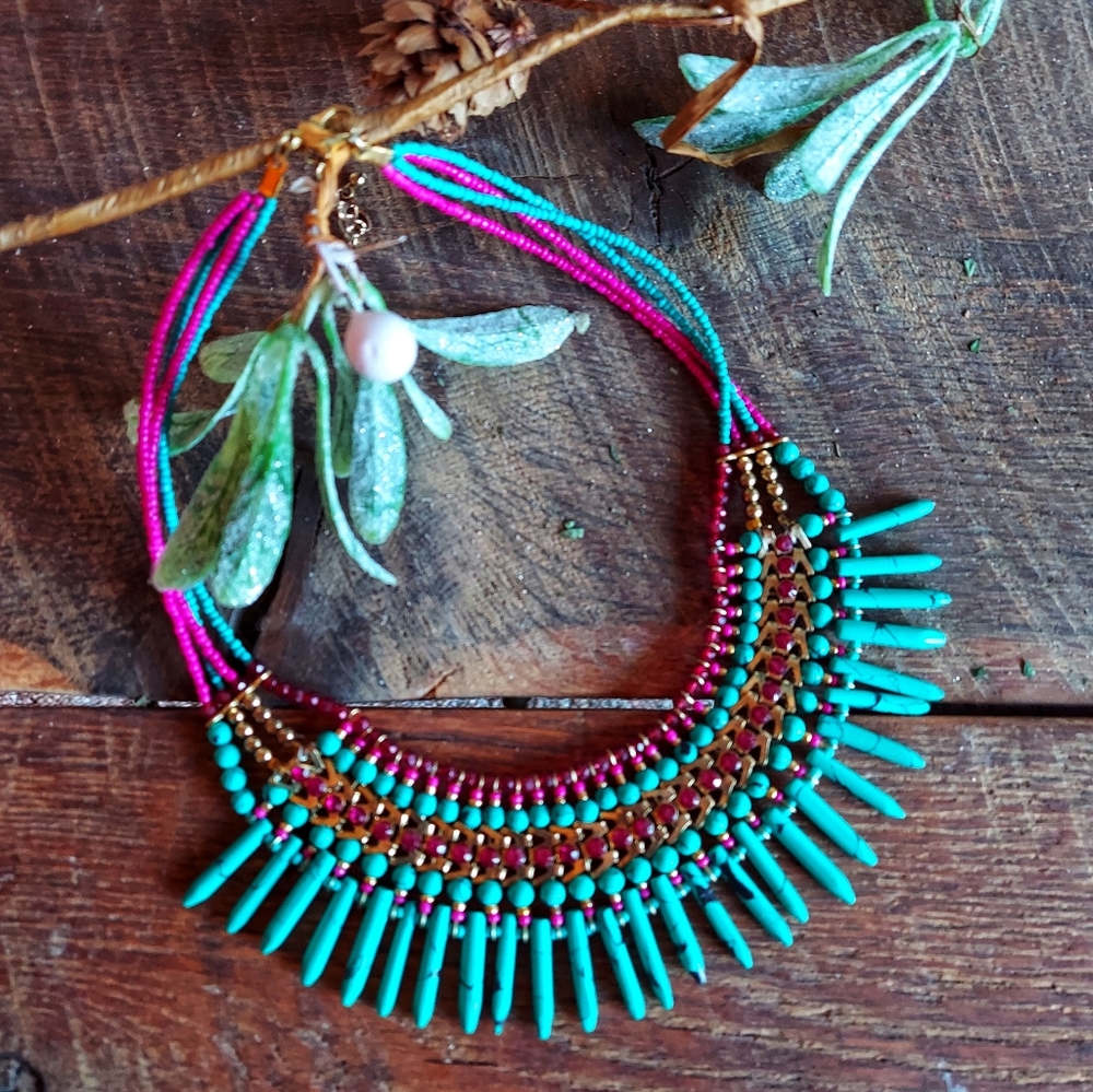 🦋2for $10 Beaded Choker Necklace